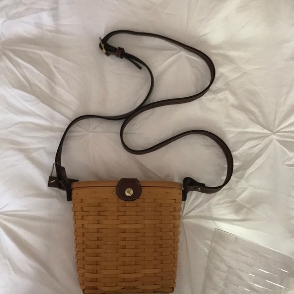 Longaberger Handbags - 💛💛Longaberger saddlebrook basket purse 2001💛💛
